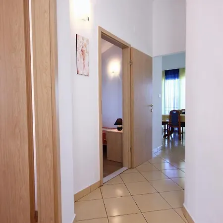 By The Sea Slatine, Ciovo - 9433 * تروغير