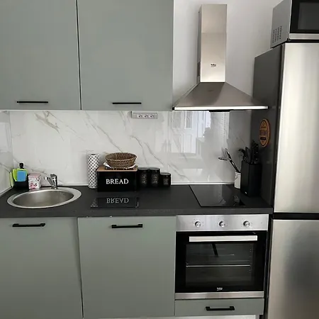 By The Sea Slatine, Ciovo - 9433 * تروغير